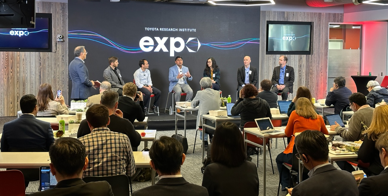 Expo speaker panel image